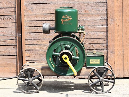 Stabilní motor Lister A Junior